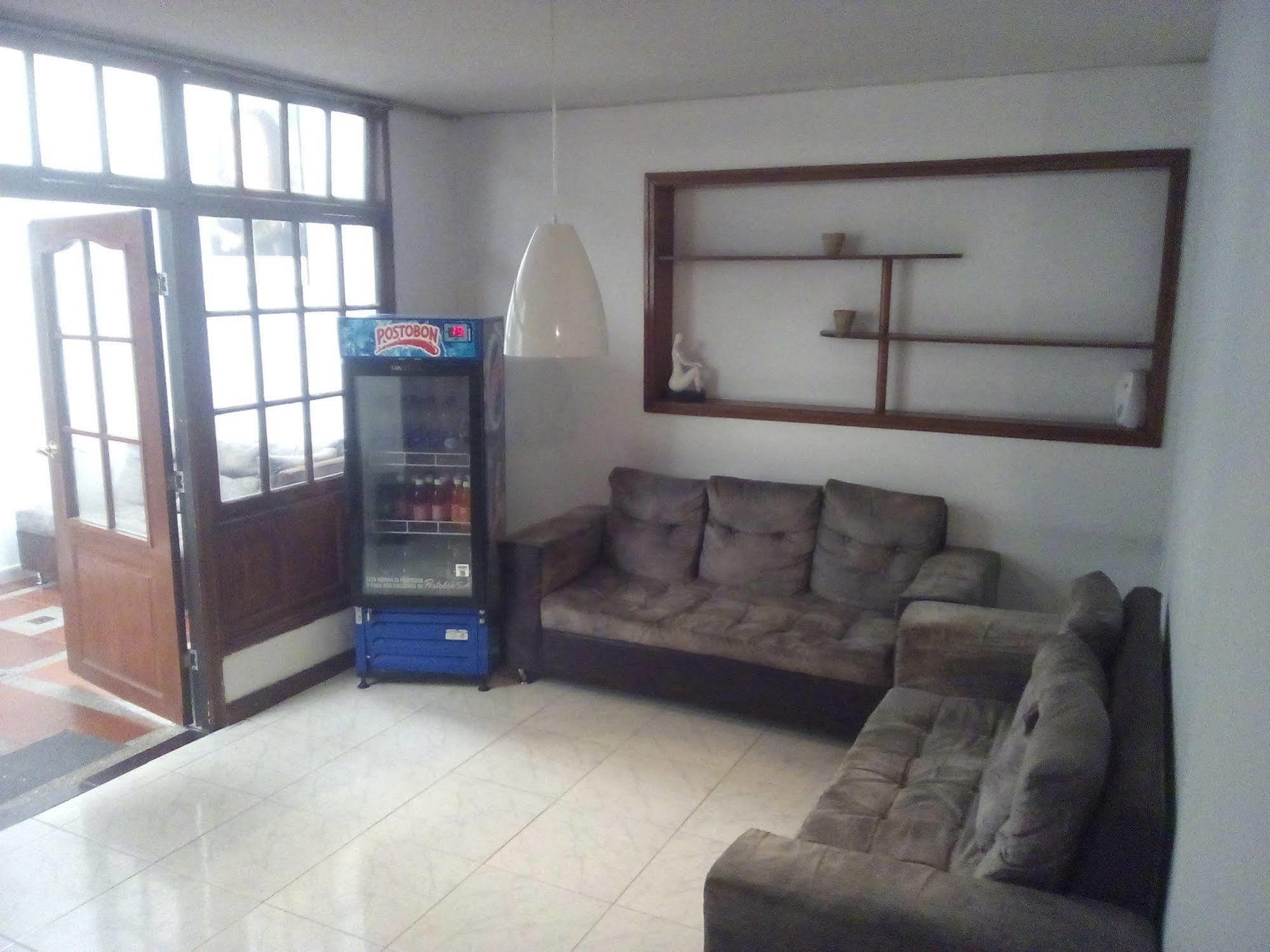 Ayenda 1033 Quintas De Normandia Bogota Exterior photo